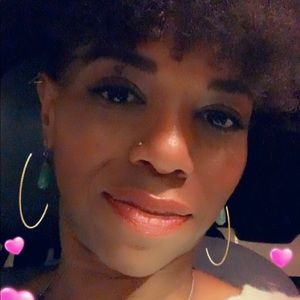 Meet your Posher, Joann